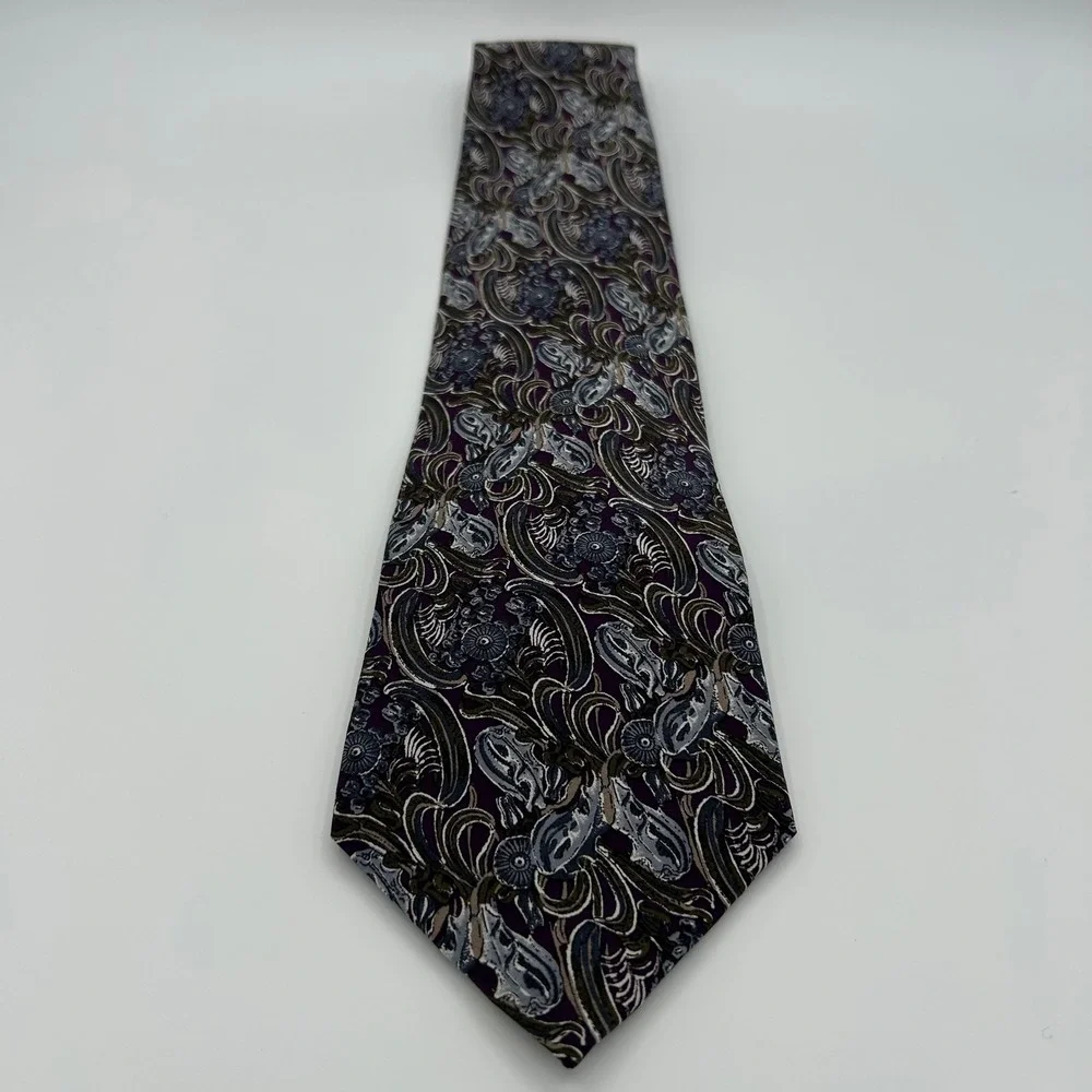 Alfani necktie featuring
